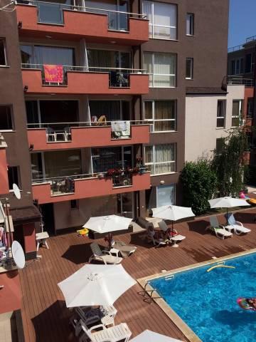 For sale is one-bedroom apartment in “Stela Poliaris” complex, Sunny Beach resort.