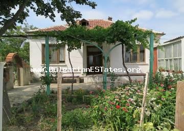 We sell one-storey house in the village of Orizare, only 14 km from Sunny Beach resort, the sea and 32 km from the city of Burgas.