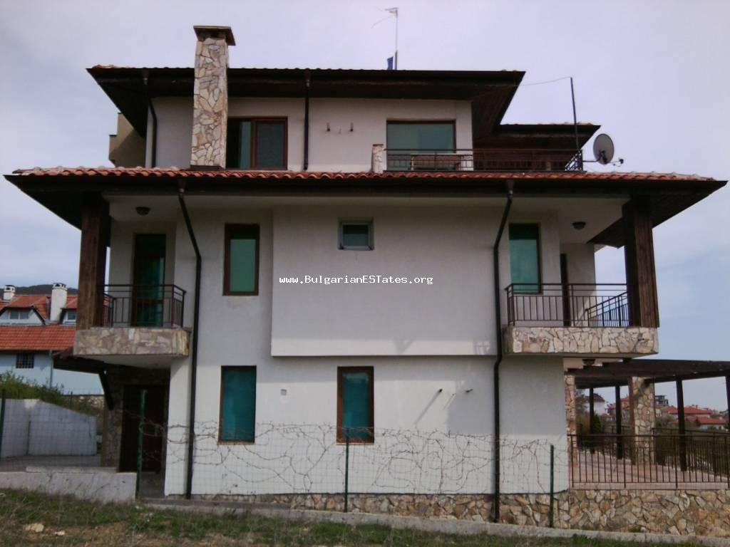 A large new three-storey house with sea views is for sale in Sveti Vlas!