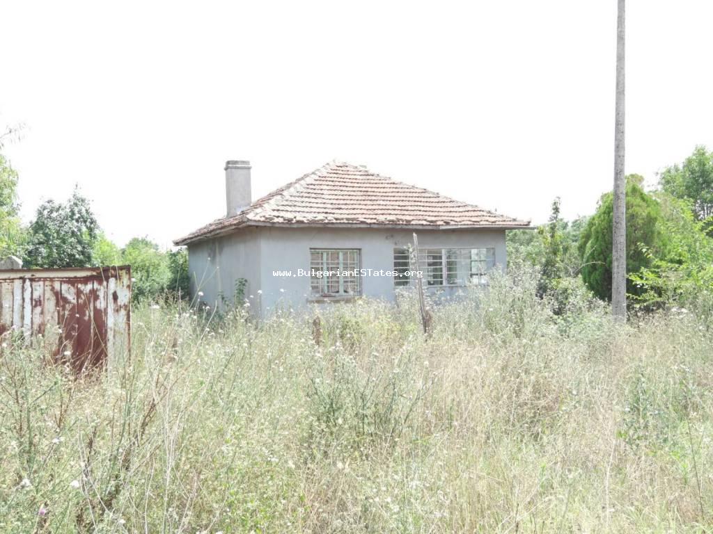 Buy an affordable old house with a large yard in the village of Zagortsi, just 40 km from the city of Burgas and the sea, 10 km from the city of Sredets, Bulgaria.
