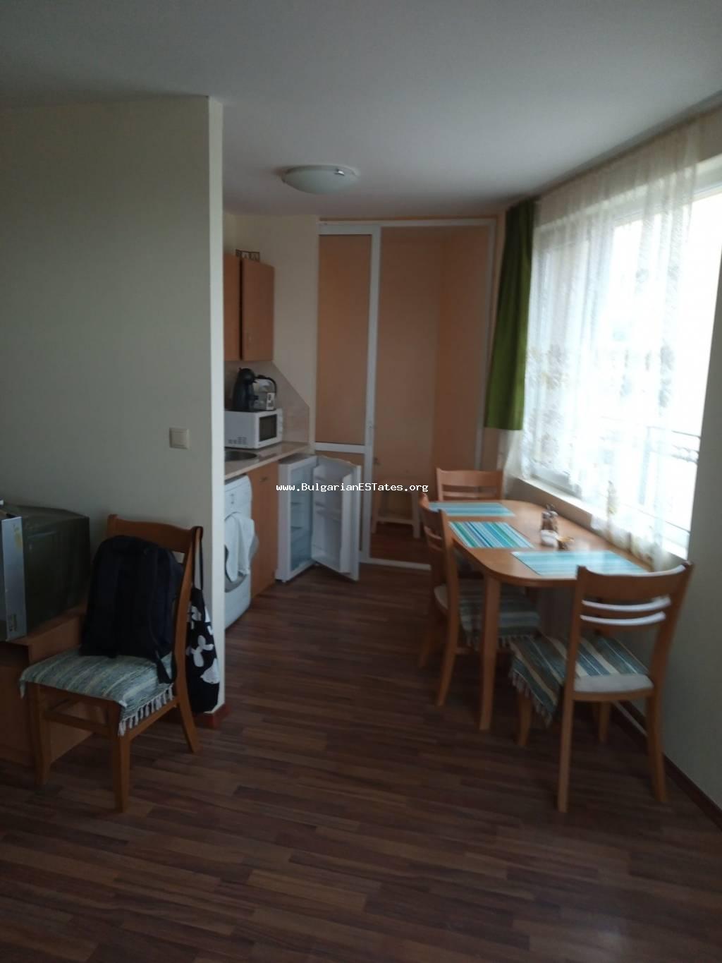 For sale is a large studio in a complex with swimming pools and Parking – “Amadeus 19”, Sunny Beach resort, 800 m from the beach.