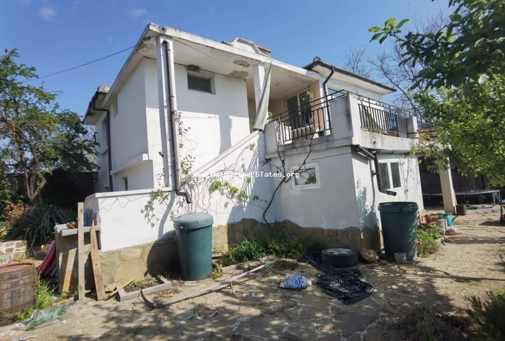 For sale a two-storey renovated house in the village of Knyazhevo, just 7 km from the city of Elkhovo, 100 km from the city of Burgas and 25 km from Turkey. Real estate in Bulgaria.