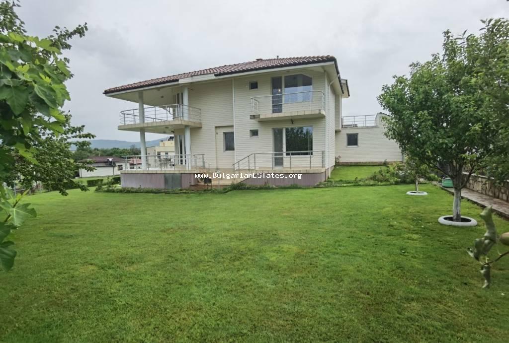 For sale is a new luxury house in the village of Ravadinovo, just 5 km from the city of Sozopol and the sea, 30 km from the city of Burgas, Bulgaria.