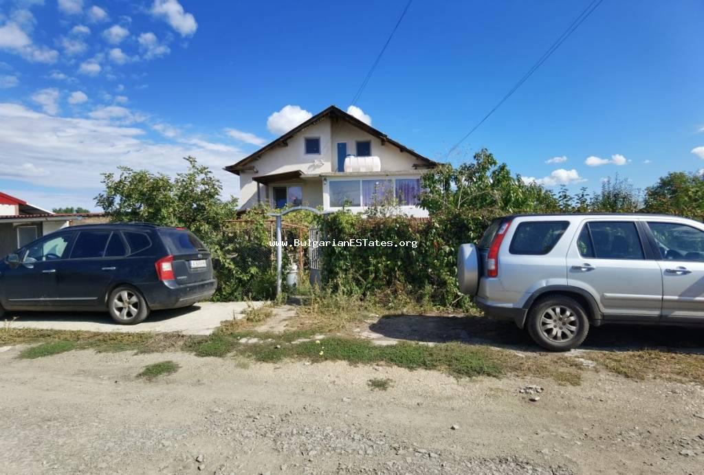 For sale is a two-storey renovated house in the village of Dyulevo, just 25 km from the city of Burgas and the sea.