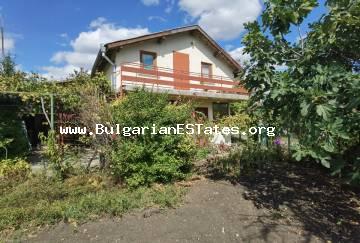 House for sale in the village of Konstantinovo, just 10 km from the city of Burgas and the sea.