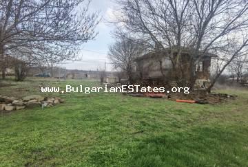 Buy an old house with a large yard in the village of Zagortsi, only 40 km from the city of Burgas and the sea, 10 km from the town of Sredets, Bulgaria!