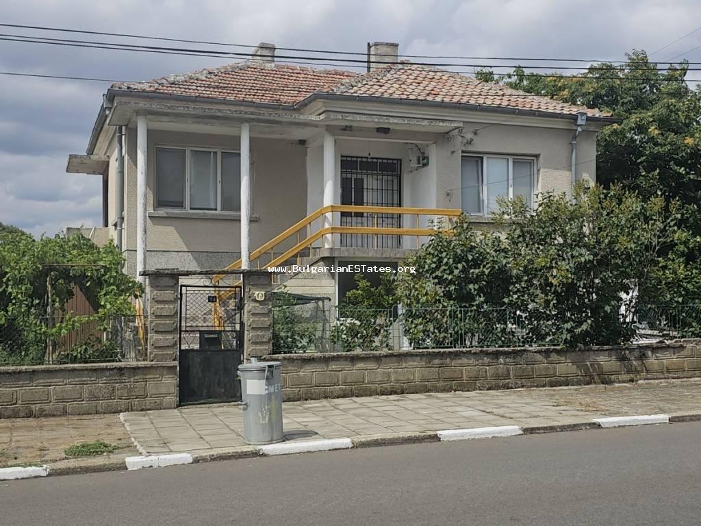 Affordable massive two-storey house is for sale in the village of Vinarsko, only 30 km from the city of Burgas and the sea, 15 km from the town of Aytos, Bulgaria!