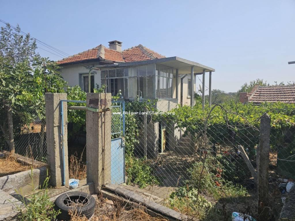 House for sale in Bulgaria! Buy a two-storey house with many additional buildings and a fruit orchard in the village of Voynika, only 52 km from the city of Burgas, 27 km from the town of Sredets and 30 km from the town of Yambol. Bulgarian properties!