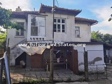 House for sale in Bulgaria! Affordable massive two-storey house for sale in the village of Dyulevo, just 25 km from the city of Burgas and the sea.