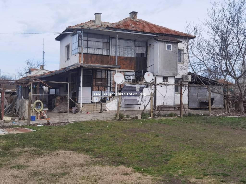 Buy a massive two-storey house in the village of Rusokastro, only 25 km from the city of Burgas and the sea.