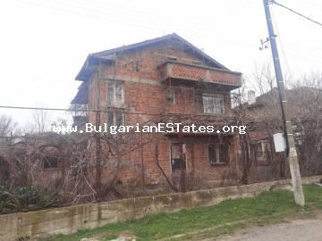 Massive house for sale in the village of Fakiya, only 55 km from Burgas and the sea, Bulgaria.